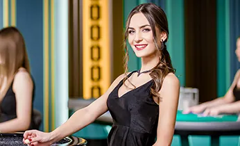 Chăm Sóc Khách Hàng 24/7 Chuyên Nghiệp